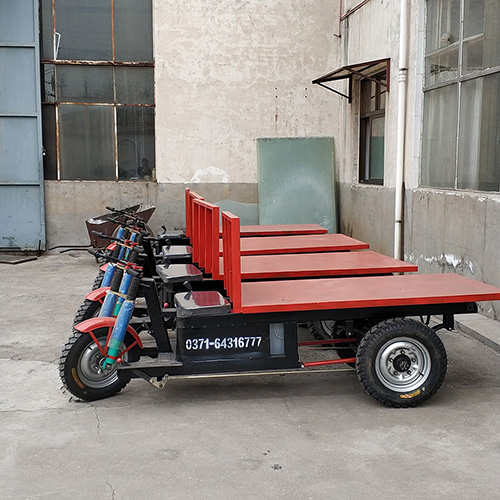 电动矿用自卸车
